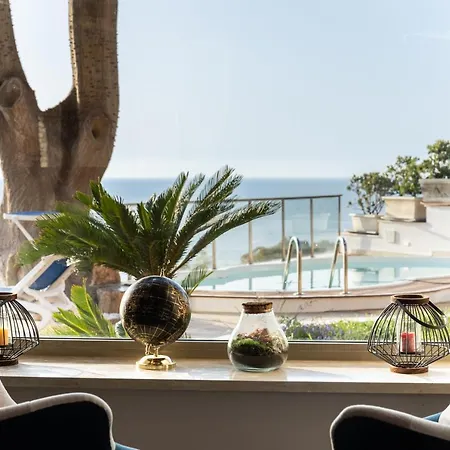 Vista Mare Con Piscina Riscaldata A Trappeto Вилла