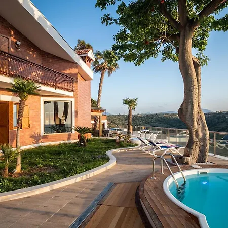 Vista Mare Con Piscina Riscaldata A Trappeto