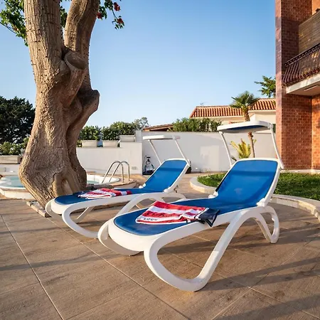 Вилла Vista Mare Con Piscina Riscaldata A Trappeto